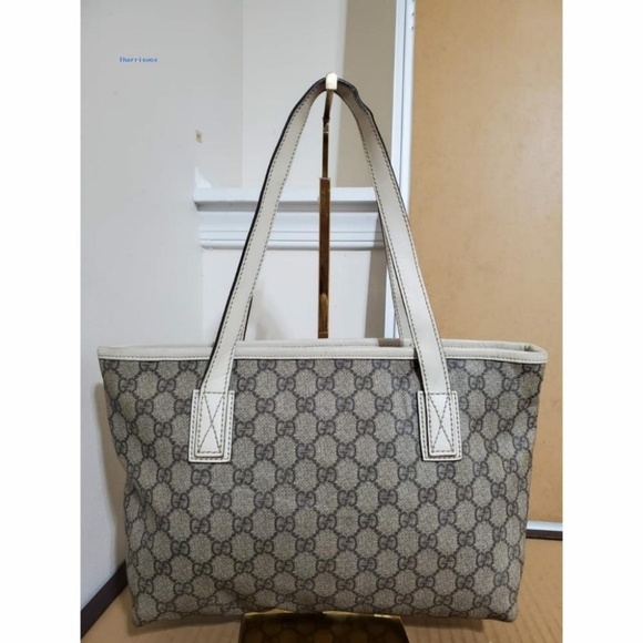 Gucci GG Supreme Monogram Shoulder Bag Gray White - Picture 3 of 4